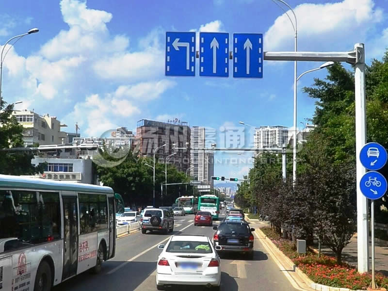 BZG-007，交通標(biāo)志桿，分道標(biāo)志桿