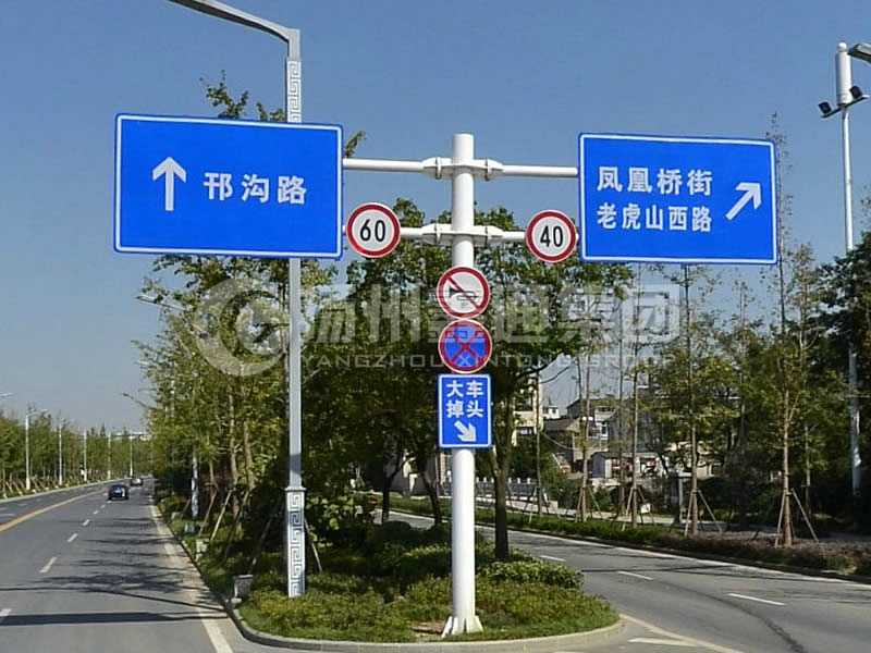 BZG-010，交通標(biāo)志桿，F(xiàn)型雙懸臂標(biāo)志桿